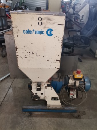 Small used granulator opening 350mm x350mm sell @ R18,000 excl